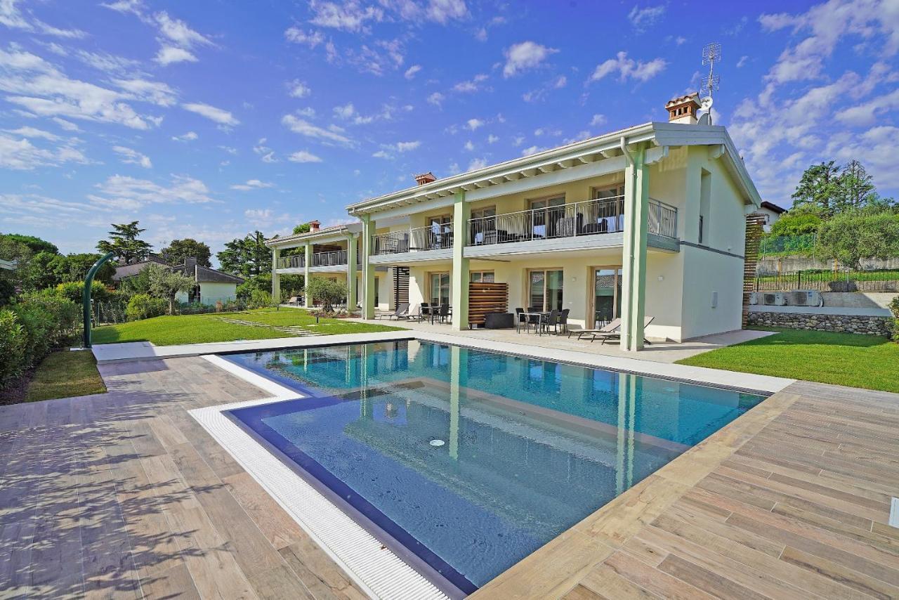 Gardaliva 5 Apartment Manerba del Garda Bagian luar foto